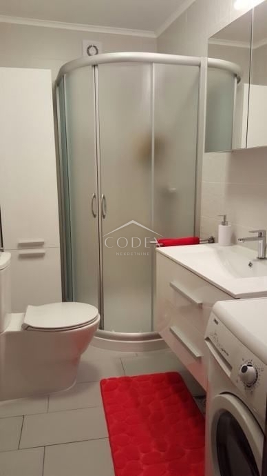 Malinska - prodamo dvoetažni apartma