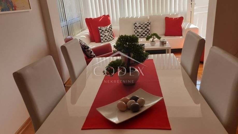 Malinska - prodamo dvoetažni apartma