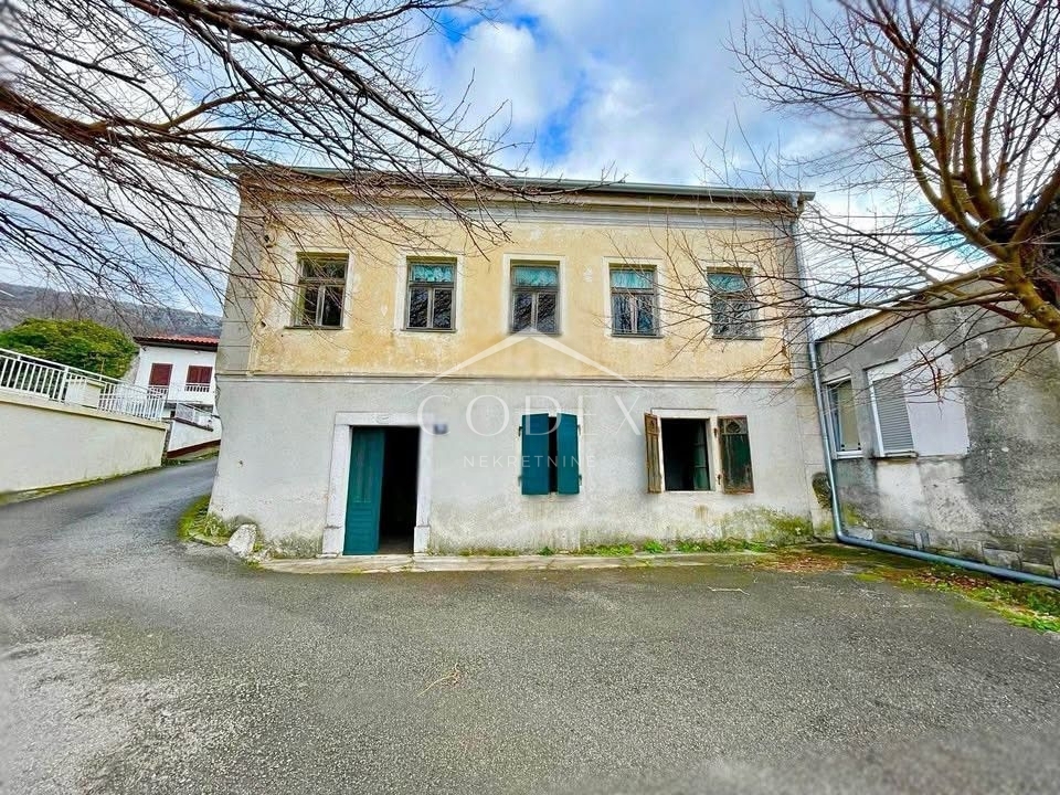 Grižane - prodaja starinske nepremičnine za prilagoditev