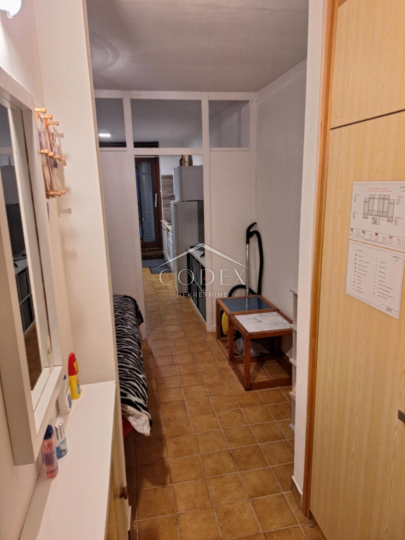 Pavićini - Prodamo stanovanje 150 m od morja!
