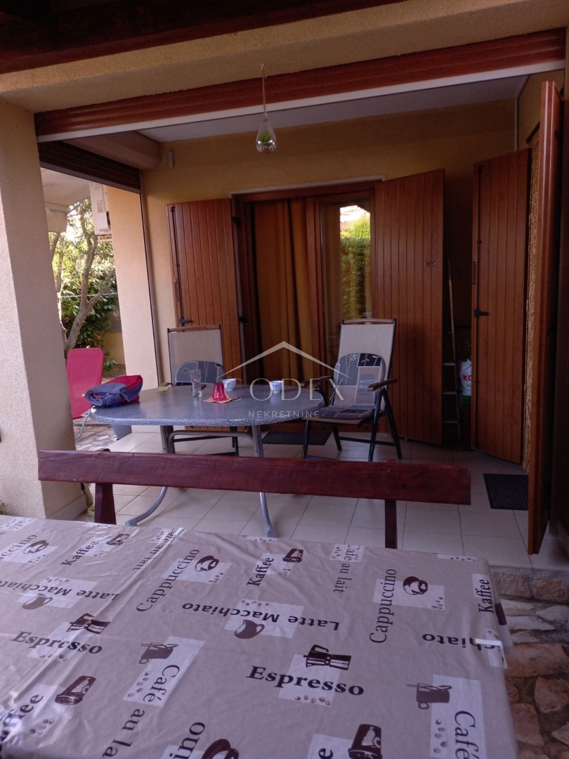 Banjole, Volme – enosobno stanovanje naprodaj s parkiriščem