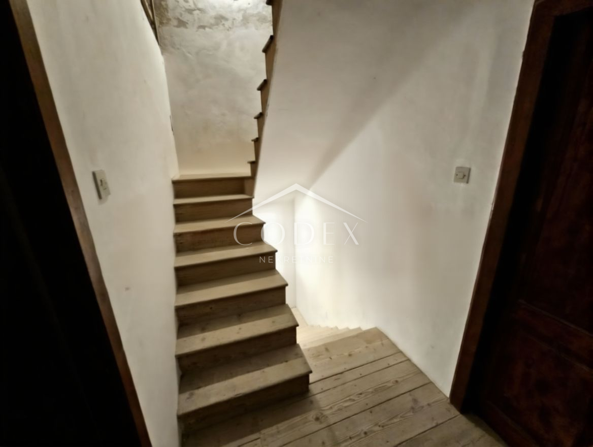 Susak - prodaja hiše v Gornjem Selu