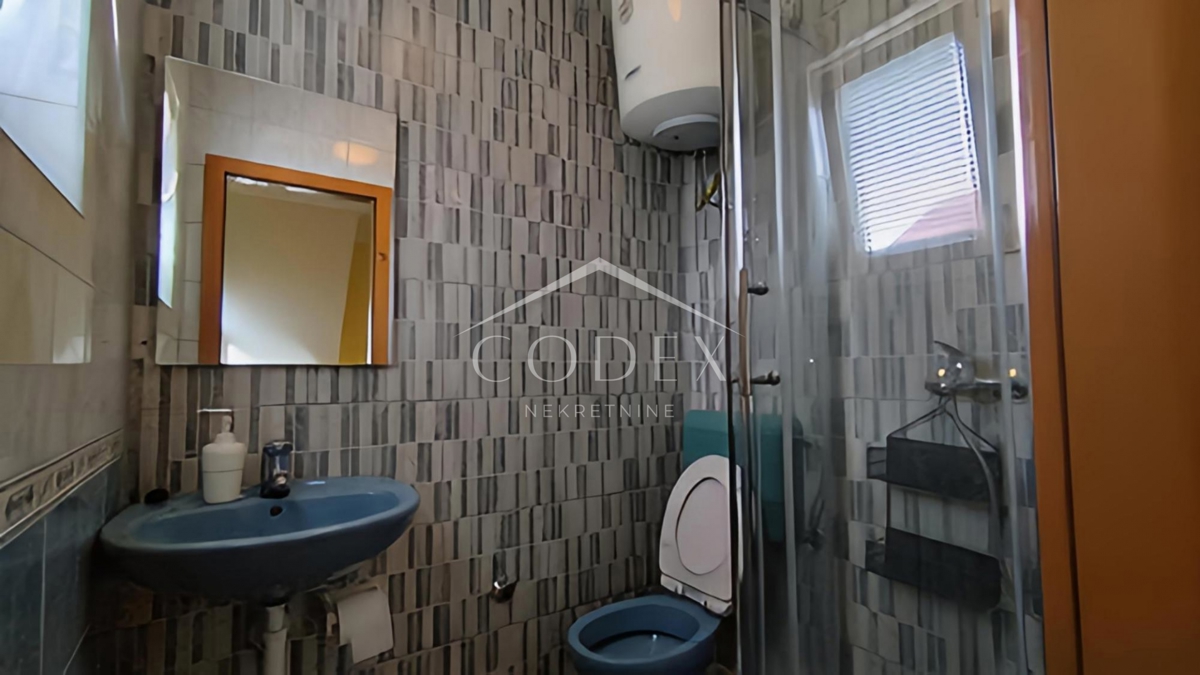 Novalja - Hiša z dvema apartmajema