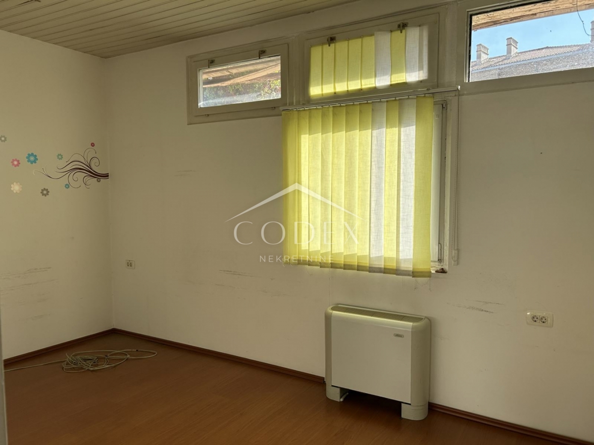 Škurinje – Poslovni prostor naprodaj