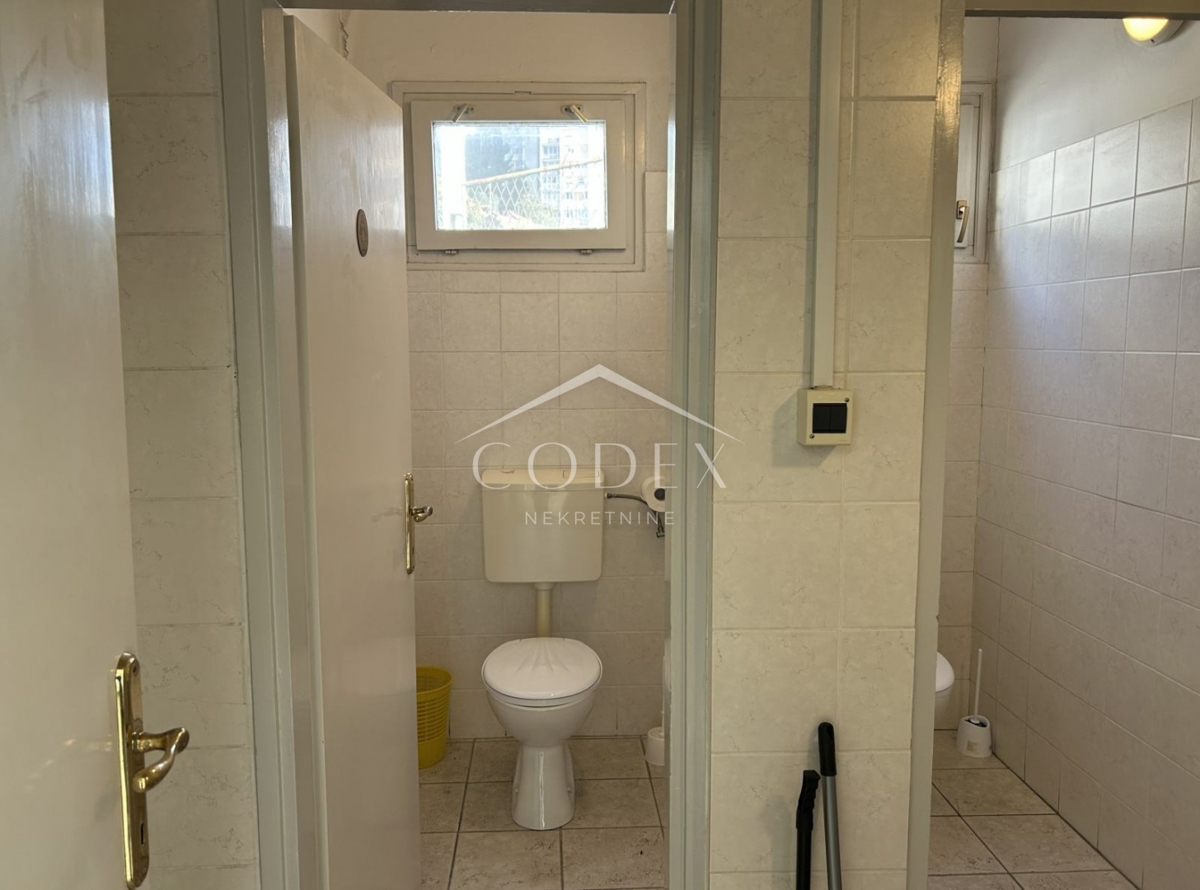 Škurinje – Poslovni prostor naprodaj