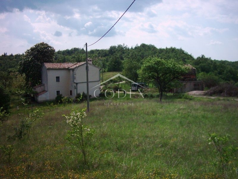 Zemljišče Lupoglav, 83.000m2