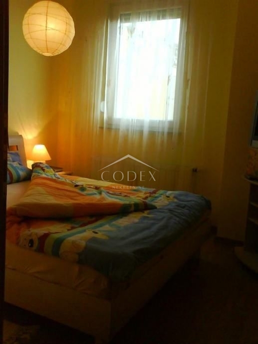 Škurinje - prodaja dvoetažnega apartmaja s pogledom na morje