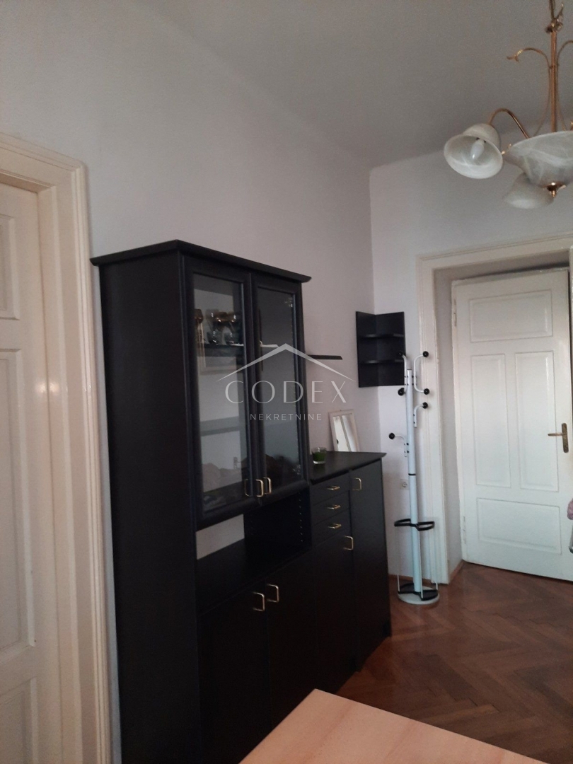 Podmurvice - Apartma v vili na mirni lokaciji