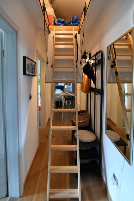 Kastav - prodaja luksuznega penthousea s pogledom na morje