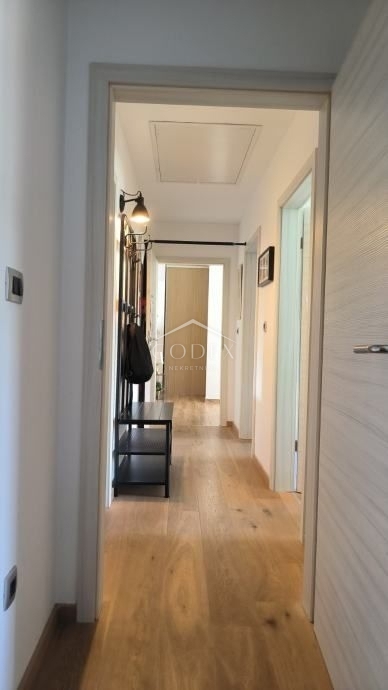 Kastav - prodaja luksuznega penthousea s pogledom na morje