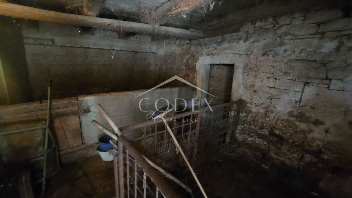 Kringa - starina za prodajo in obnovo