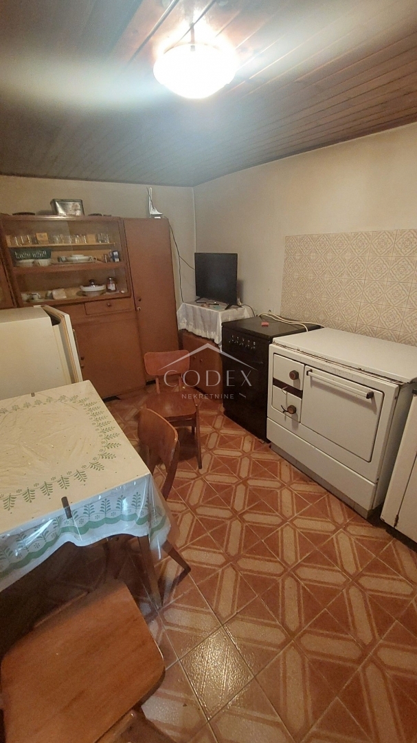 Kringa - starina za prodajo in obnovo