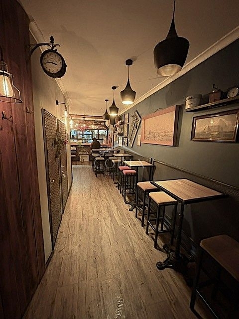 Poslovni prostor Stari Grad, Rijeka, 90m2