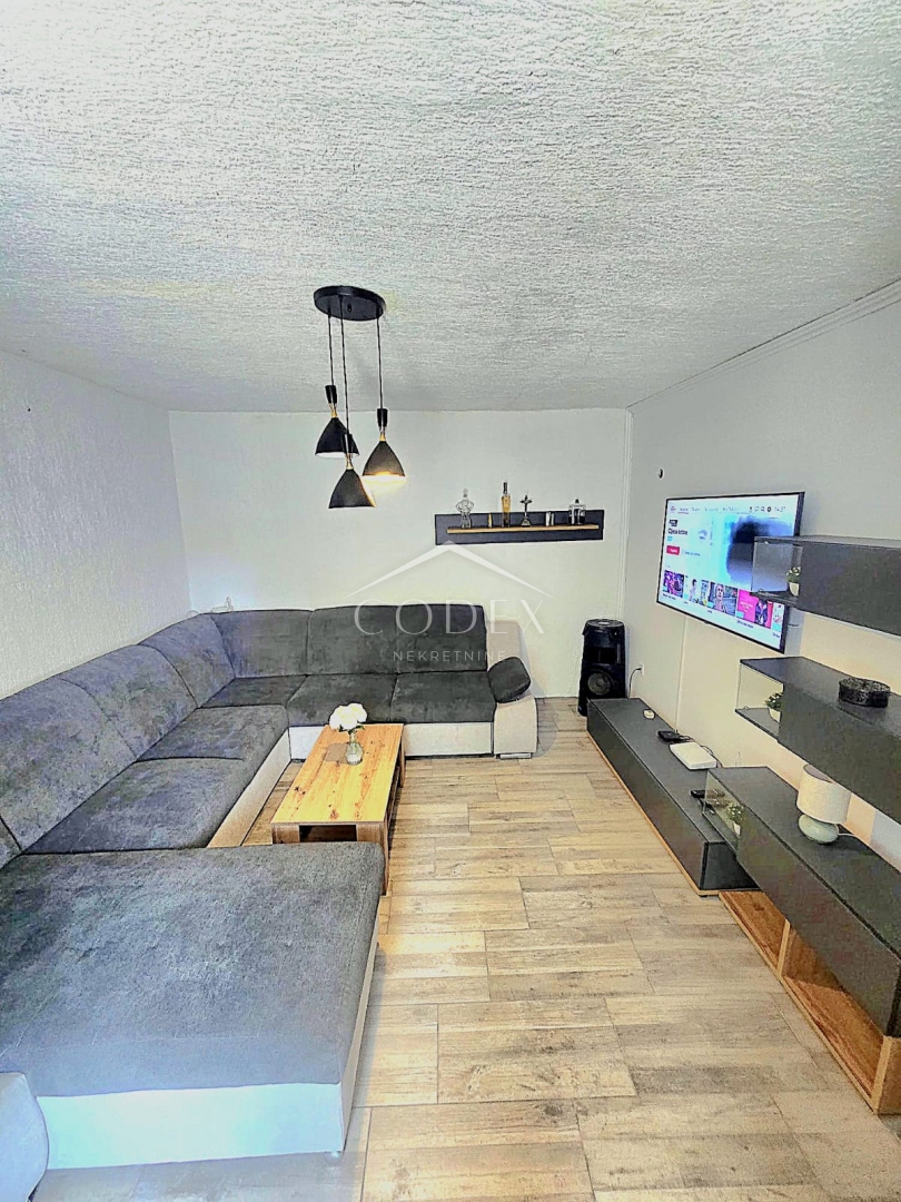 Grižane – prodaja primorske hiše z velikim dvoriščem