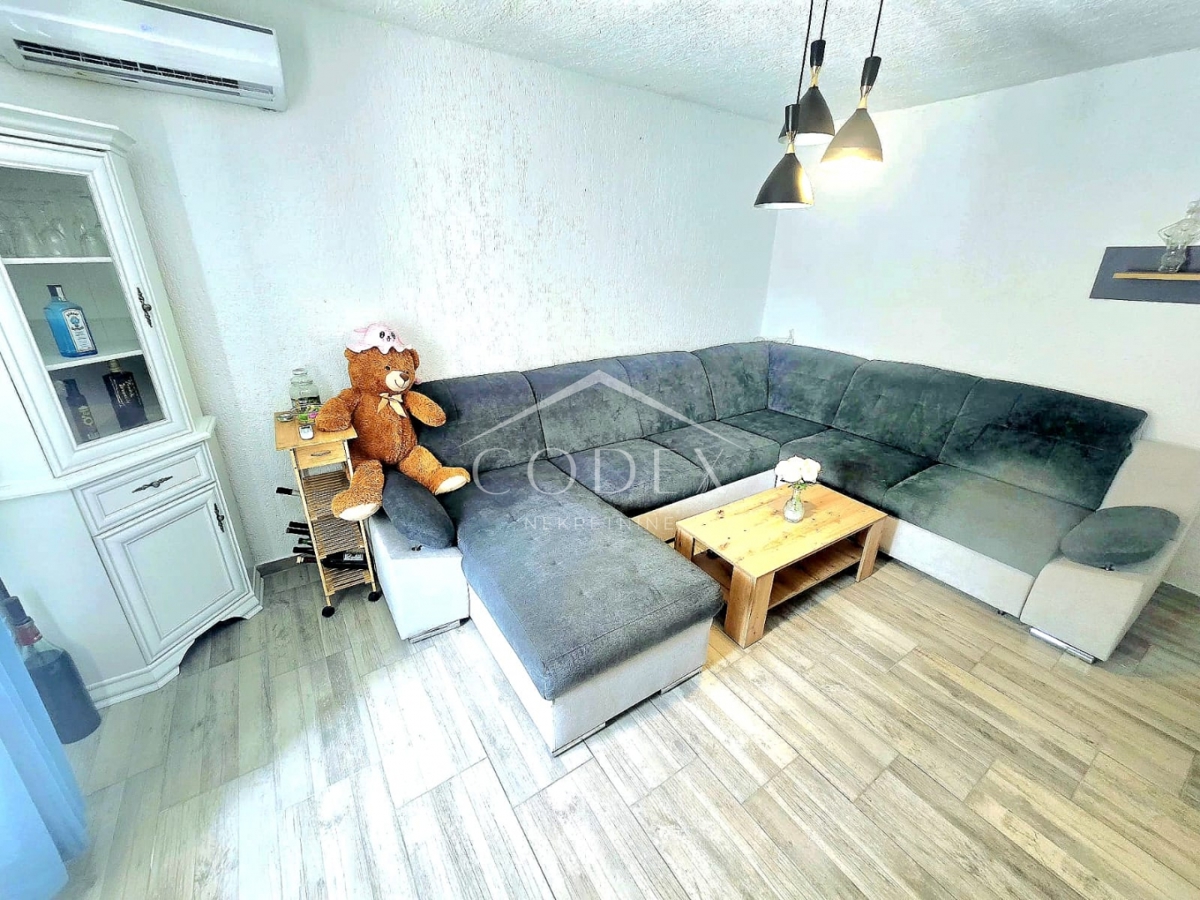 Grižane – prodaja primorske hiše z velikim dvoriščem