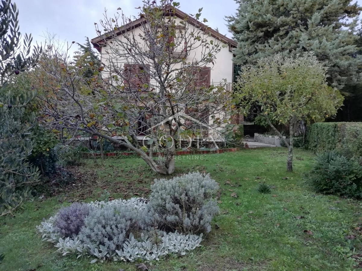 Hiša Grižane-Belgrad, Vinodolska Općina, 300m2