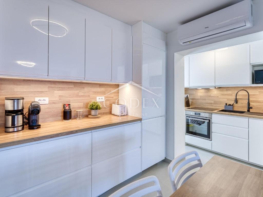 Selce, Crikvenica - Hiša na idealni lokaciji