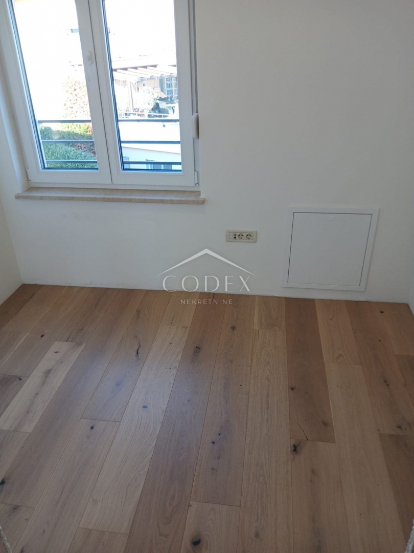 Kastav, Rubeši – prodaja luksuzne novogradnje z garažo in vrtom