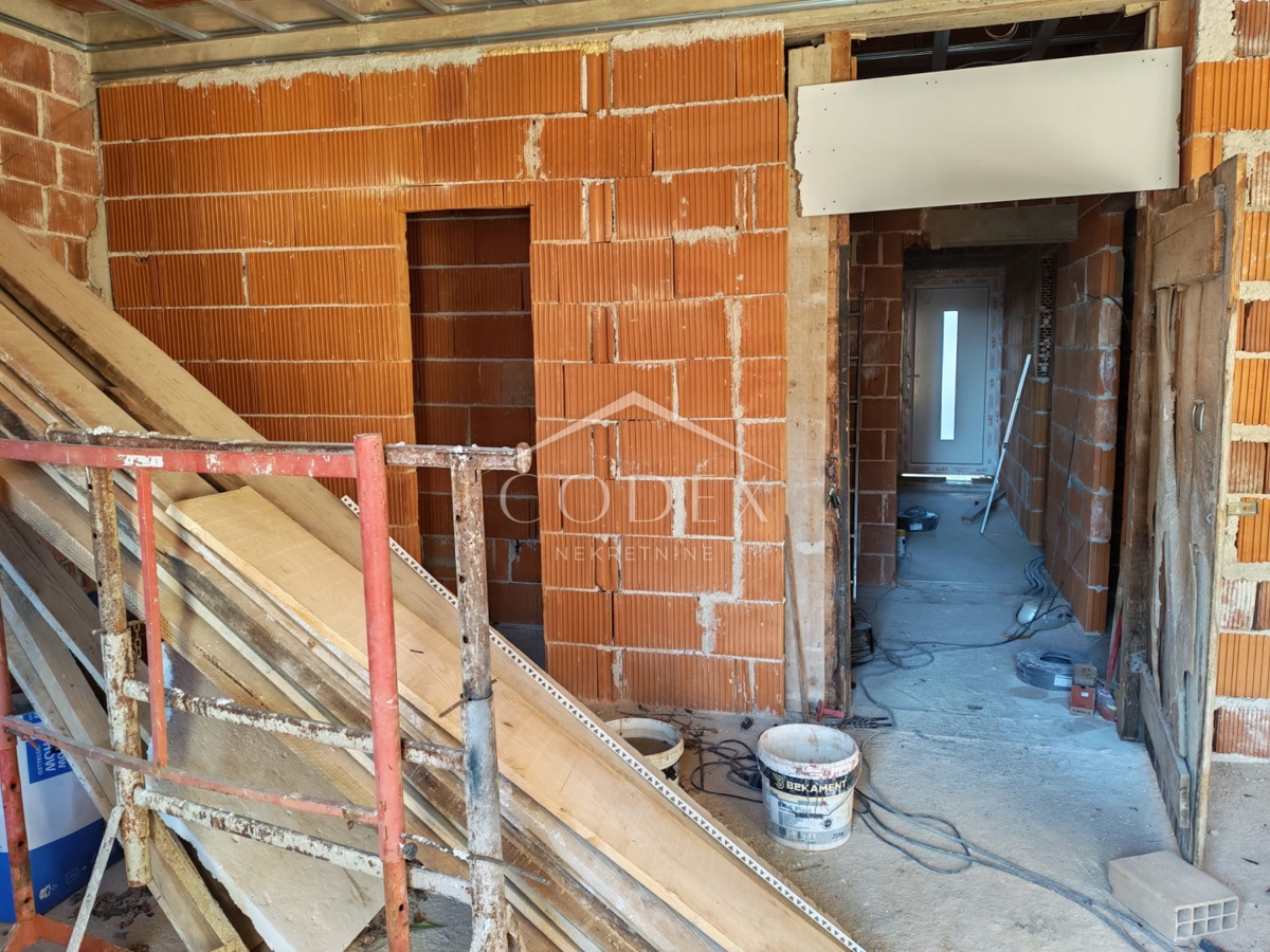 Crikvenica – Prodaja novogradnje, vseljive do sezone