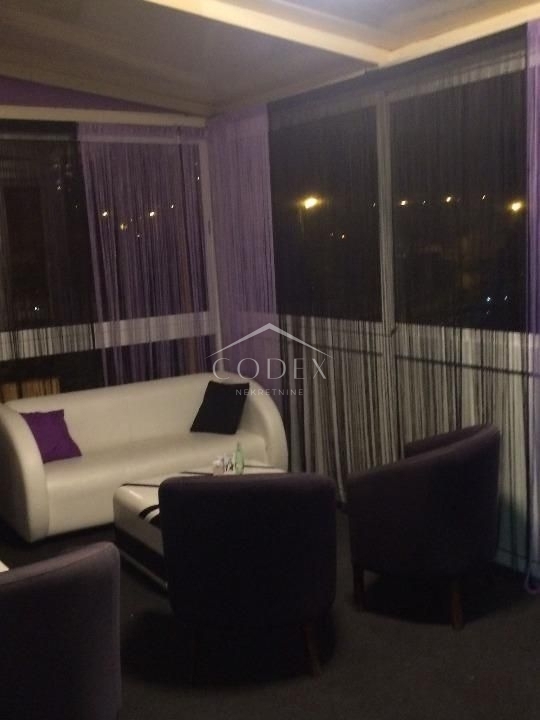 Krnjevo - prodamo poslovni prostor, 53,80 m2