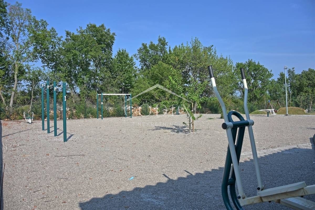 Kanfanar - vila z bazeni in športnimi igrišči