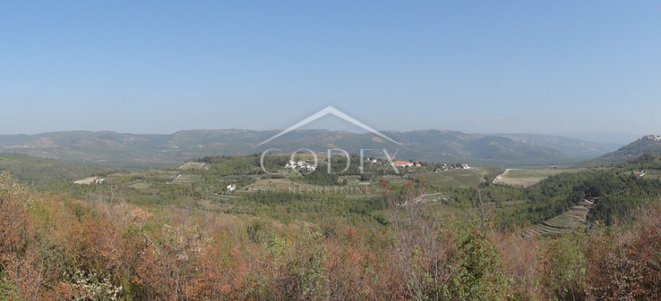 Hiša Rakotule, Karojba, 345m2