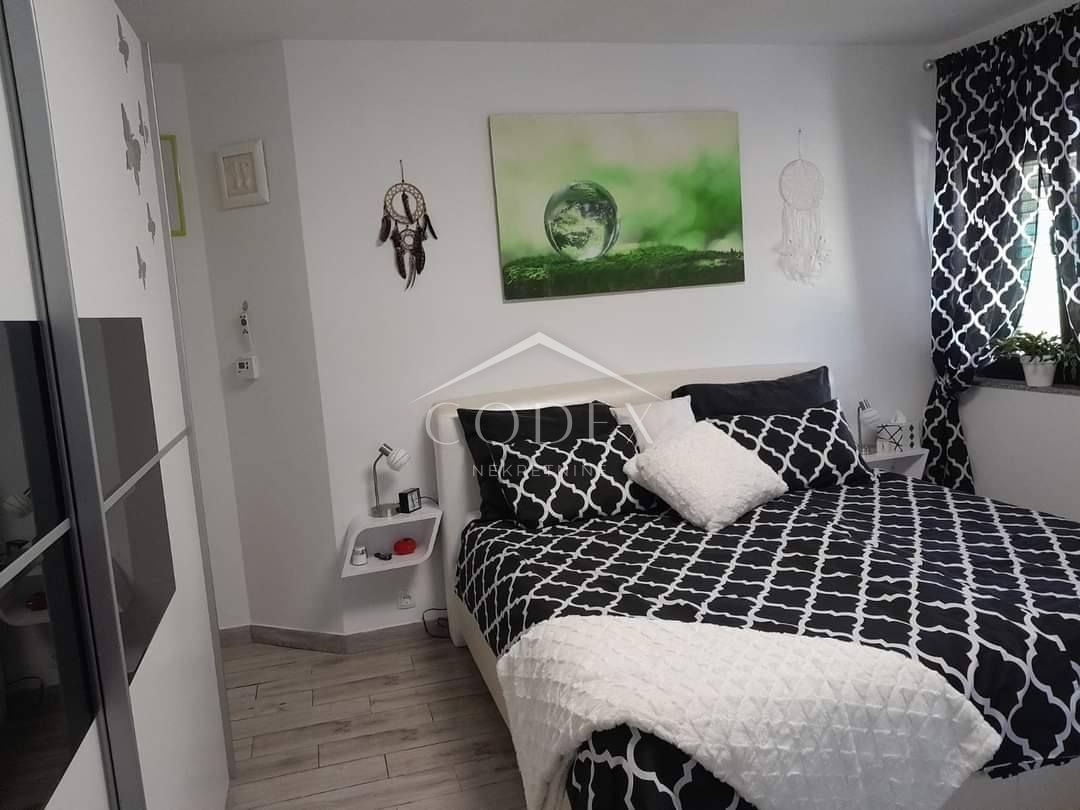 Viškovo - stanovanje s teraso in 2 parkirnima mestoma