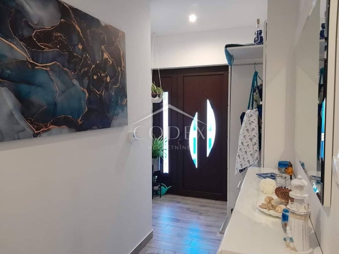Viškovo - stanovanje s teraso in 2 parkirnima mestoma