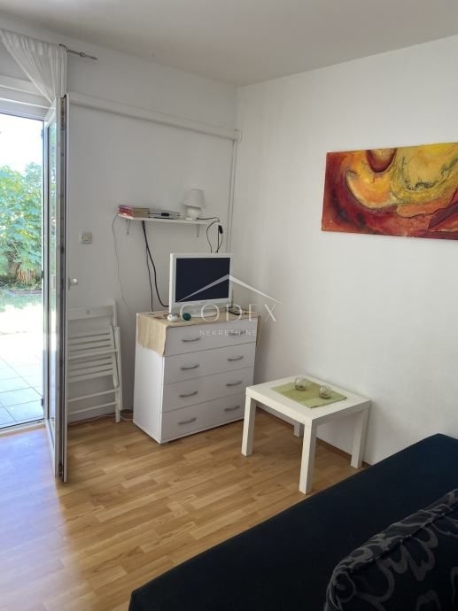 Rab, Barbat - Apartment near the sea