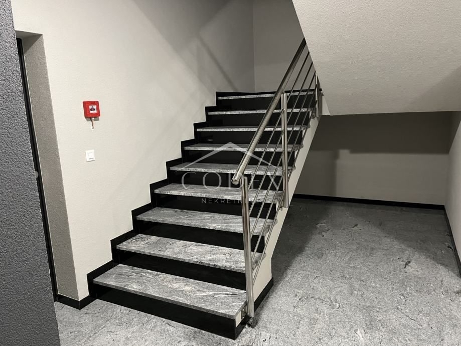 Povljana - prodaja apartma v novogradnji, 100 m od morja!