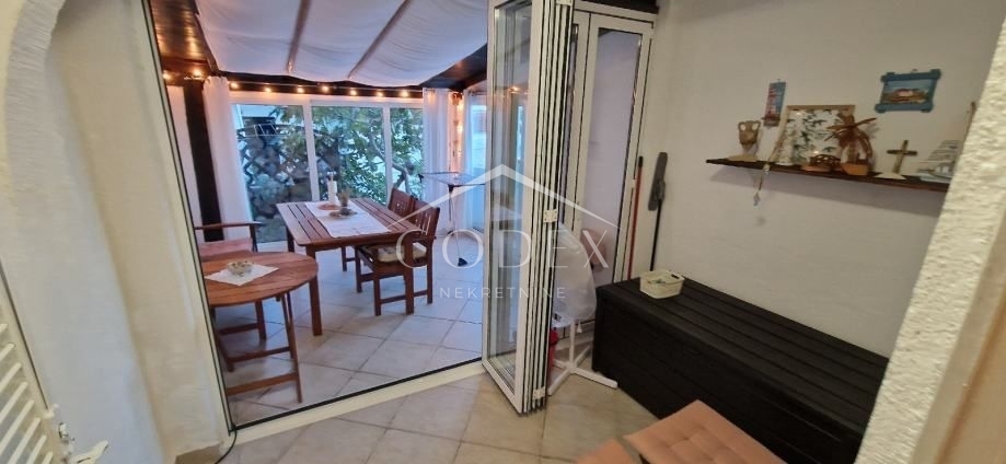 Cres - čudovit apartma blizu morja