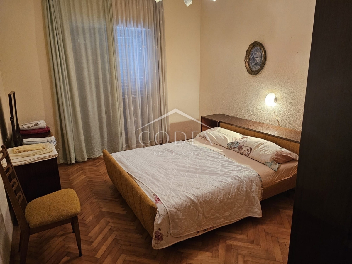 Okolica Poreča - Samostojna hiša s 3 enotami
