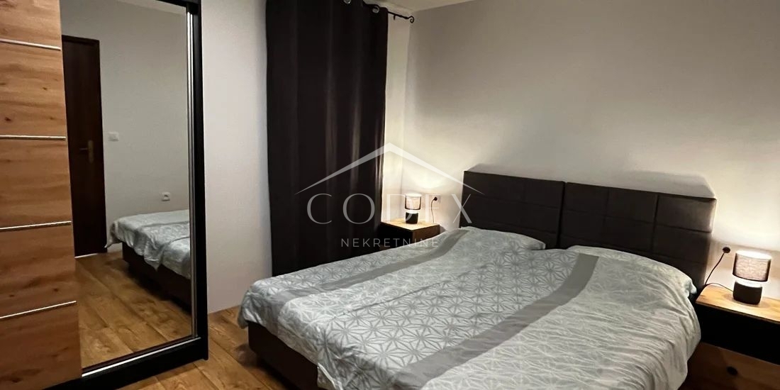 Malinska - prodaja hiše s 5 apartmaji za investicijo