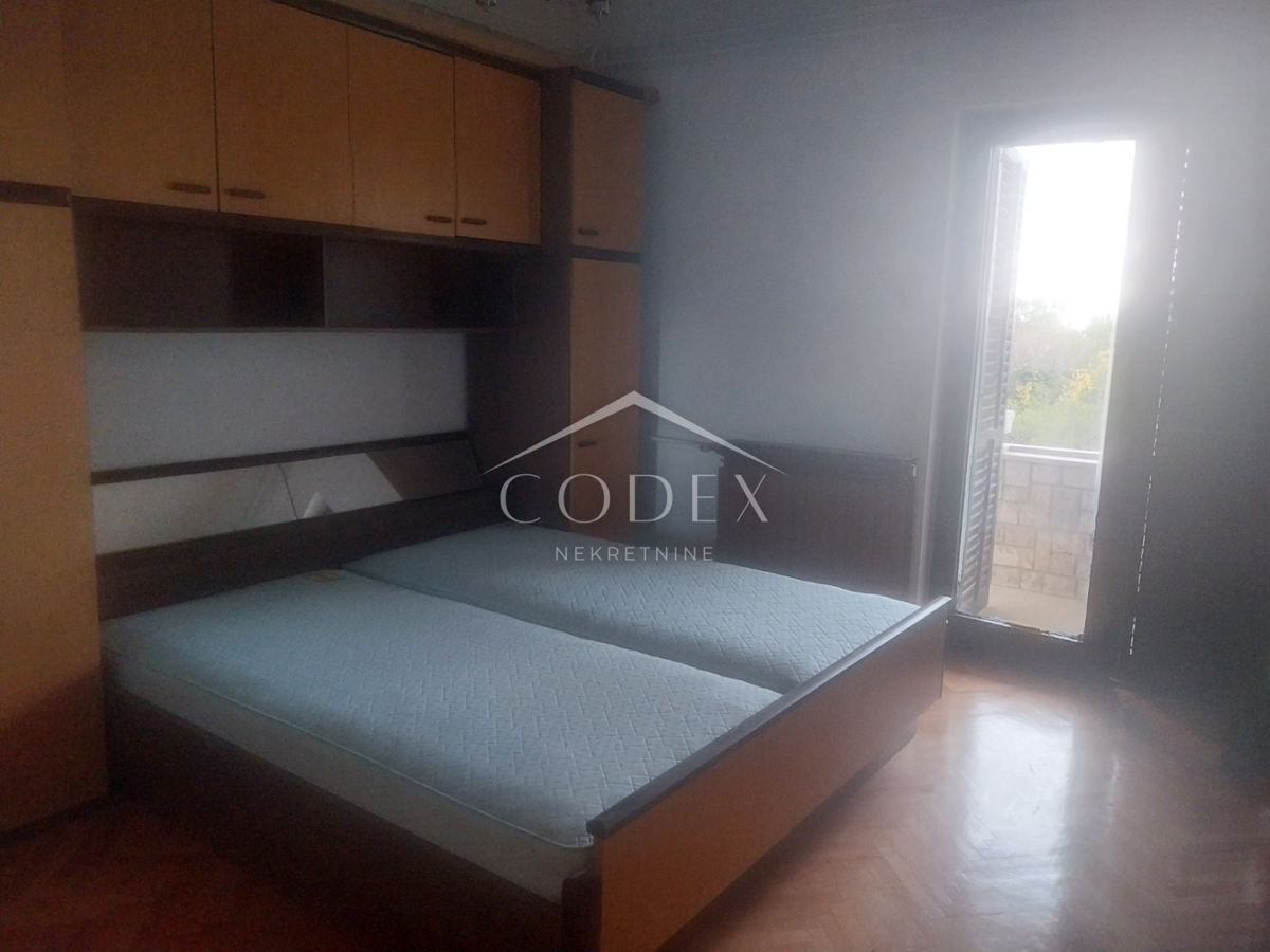 Reka - Veliko stanovanje s čudovitim razgledom