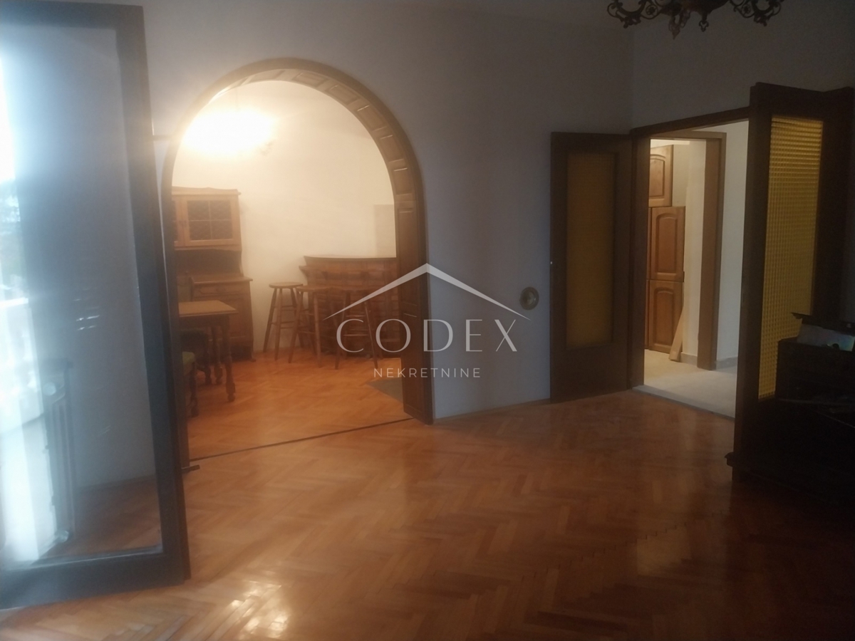 Reka - Veliko stanovanje s čudovitim razgledom