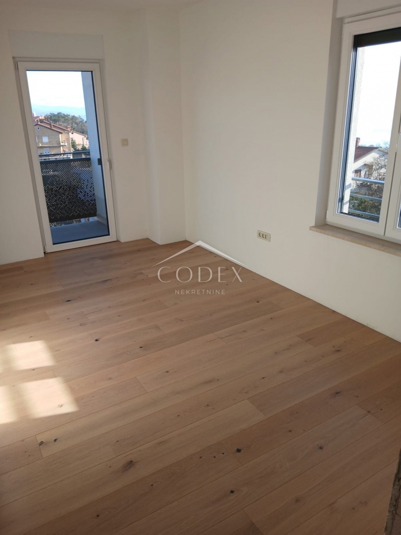 Kastav, Rubeši – prodaja luksuzne novogradnje z garažo in vrtom