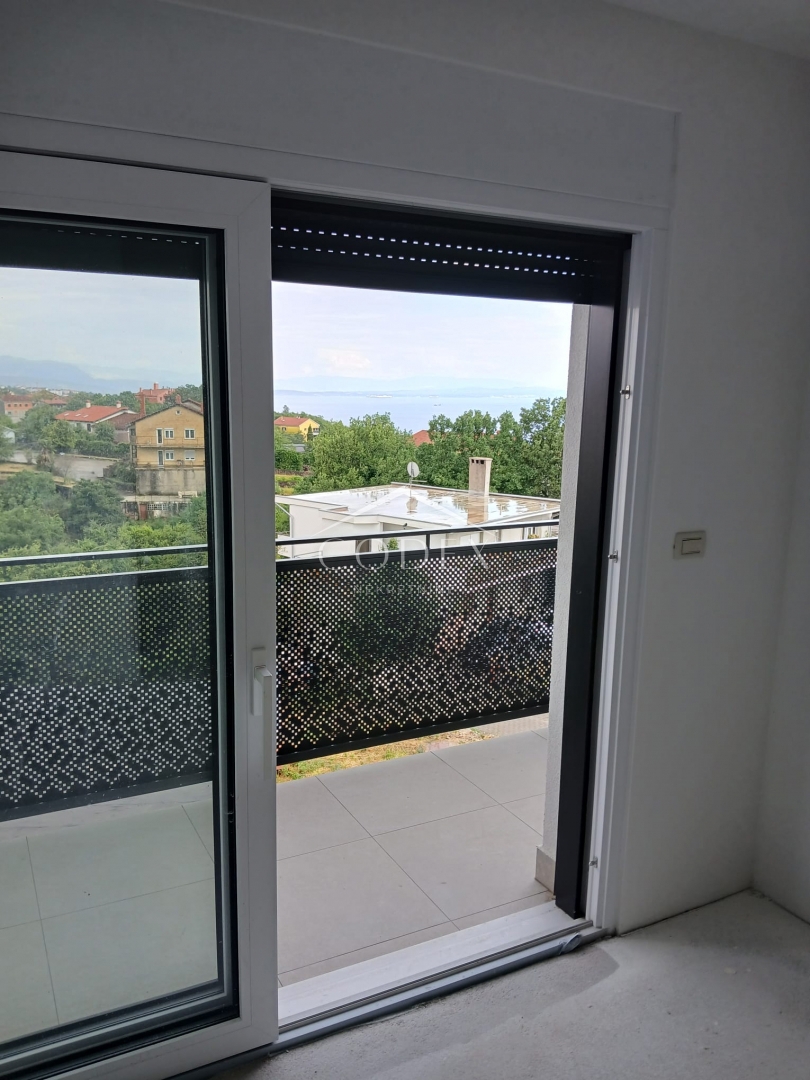 Kastav, Rubeši – prodaja luksuzne novogradnje z garažo in vrtom