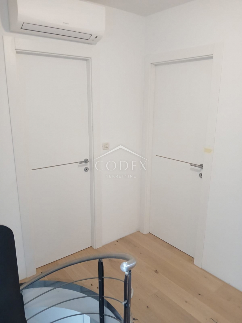 Kastav, Rubeši – prodaja luksuzne novogradnje z garažo in vrtom