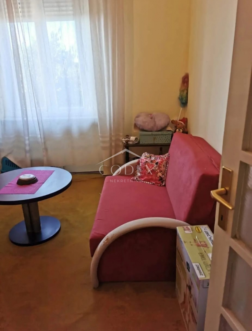 Škurinje – prodaja funkcionalnega dvosobnega stanovanja z balkonom