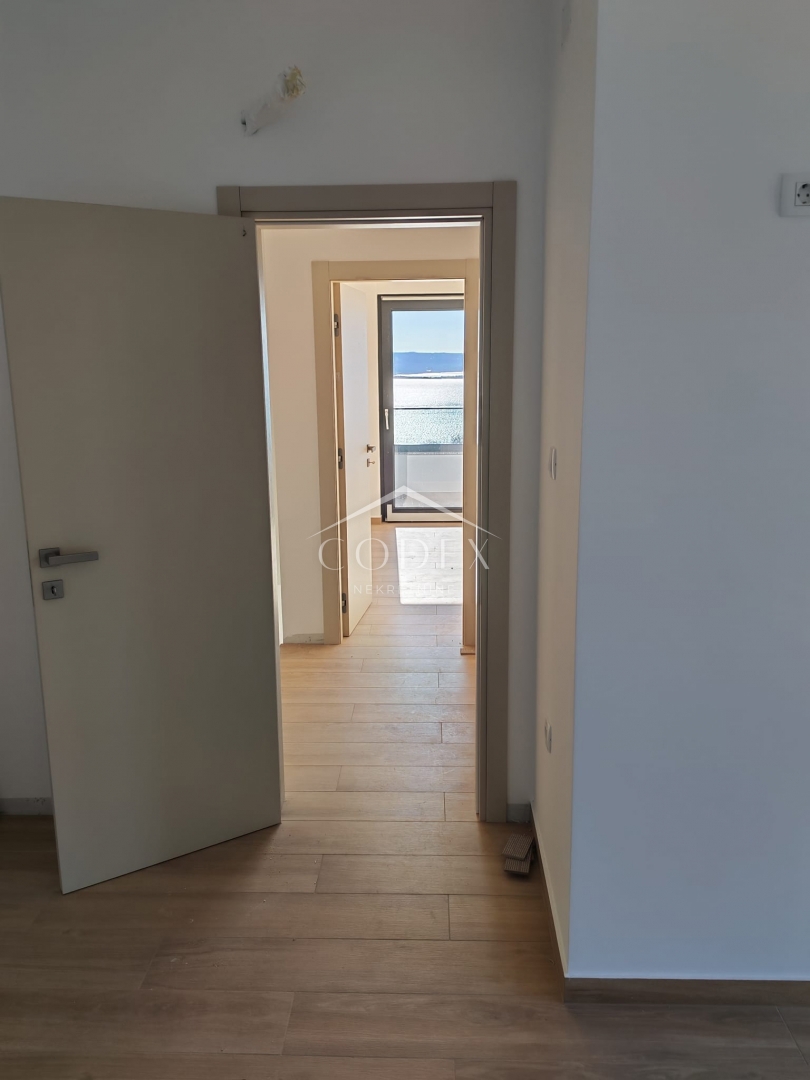 Dramalj – Stanovanje v novogradnji s pogledom na morje