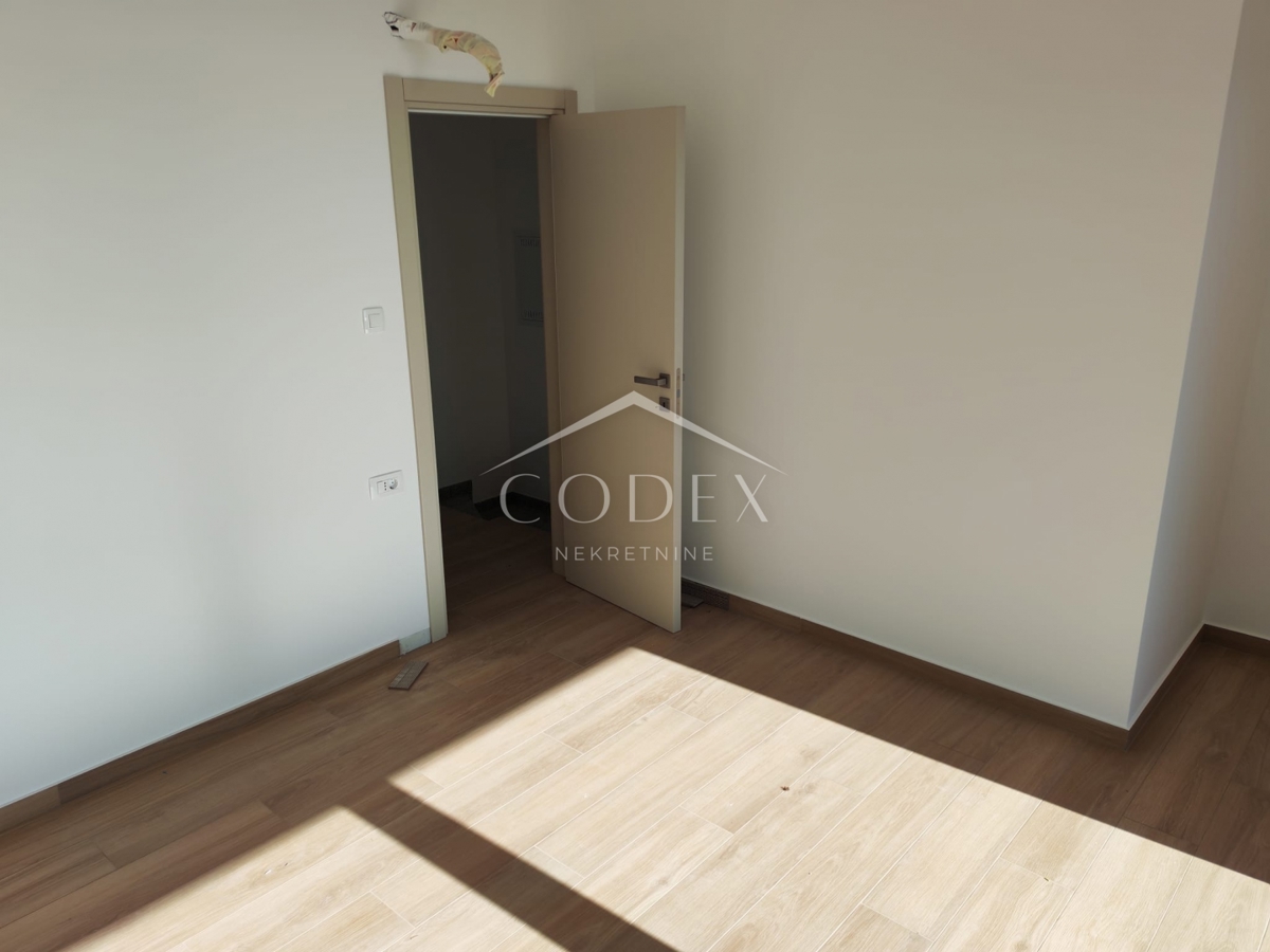 Dramalj – Stanovanje v novogradnji s pogledom na morje