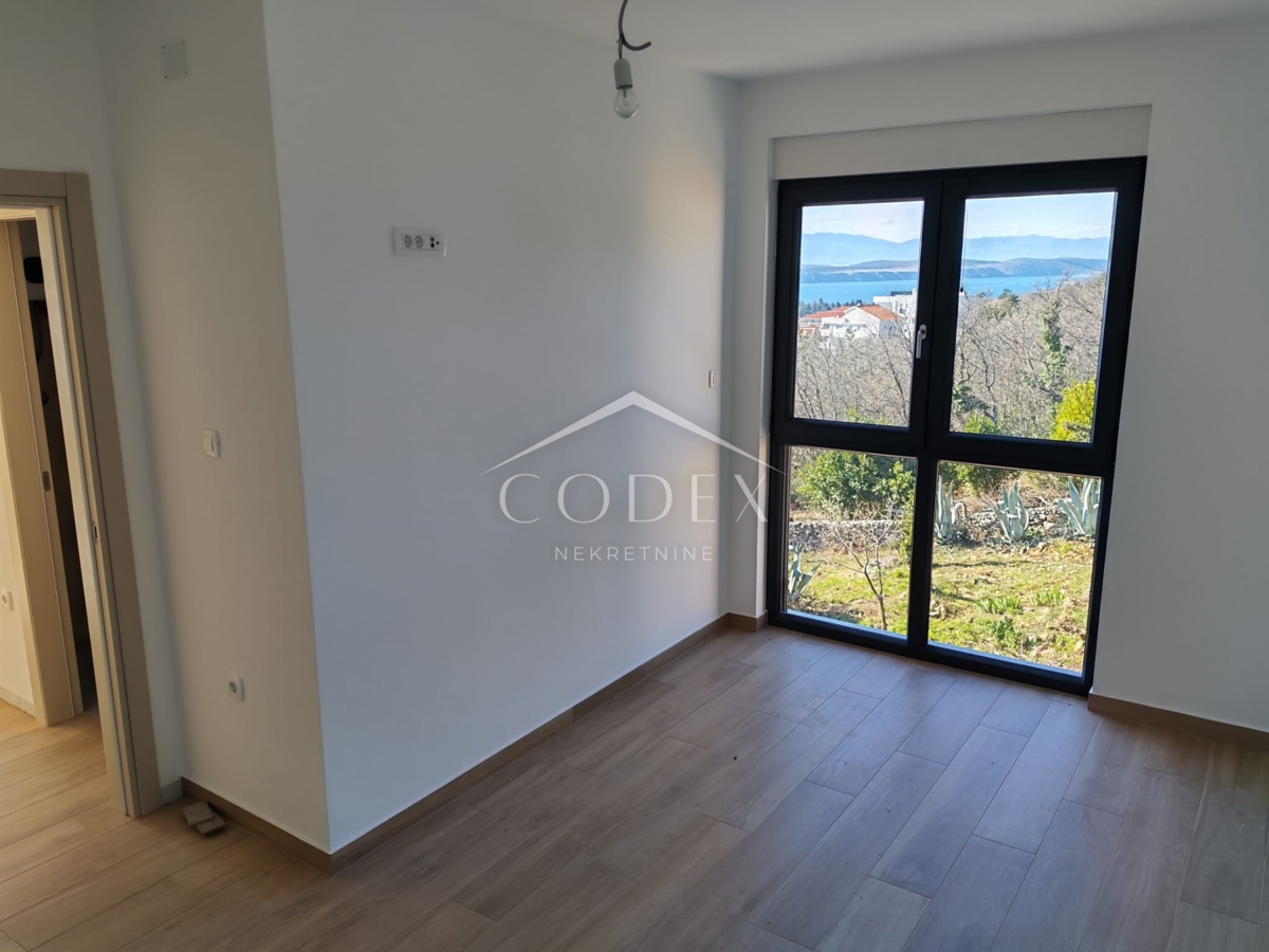 Dramalj – Stanovanje v novogradnji s pogledom na morje