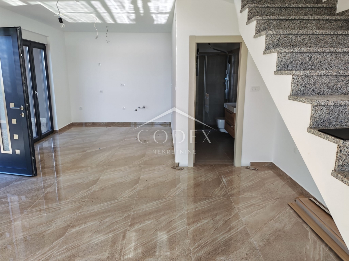 Dramalj – Stanovanje v novogradnji s pogledom na morje