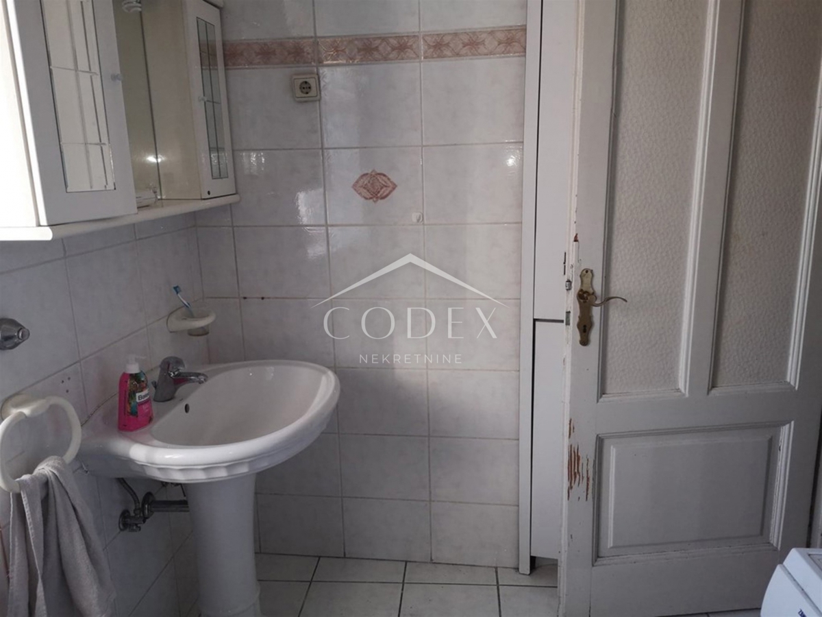 Rijeka center – prodaja prostornega stanovanja blizu Korza