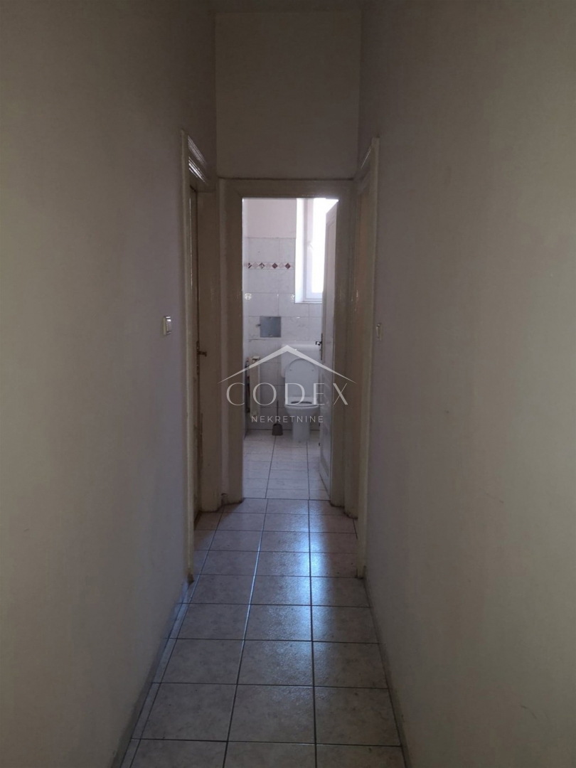 Rijeka center – prodaja prostornega stanovanja blizu Korza