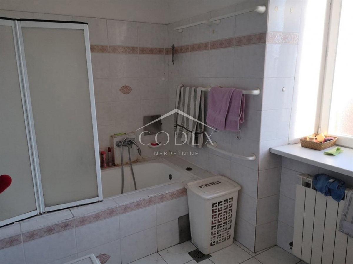 Rijeka center – prodaja prostornega stanovanja blizu Korza