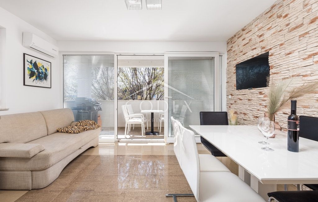 Rab - Čudovit apartma blizu morja