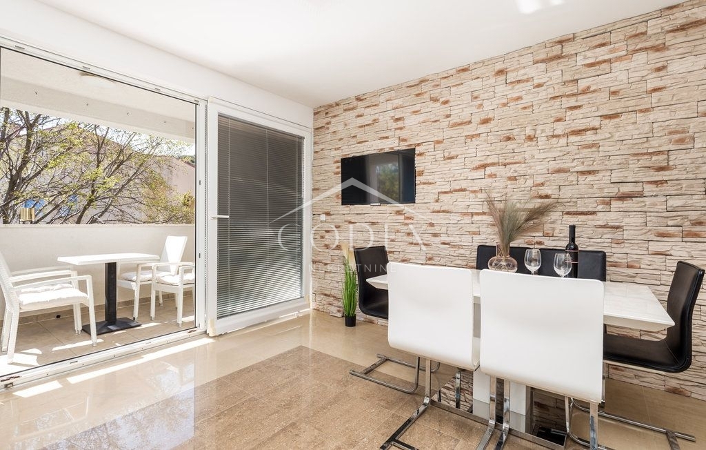 Rab - Čudovit apartma blizu morja