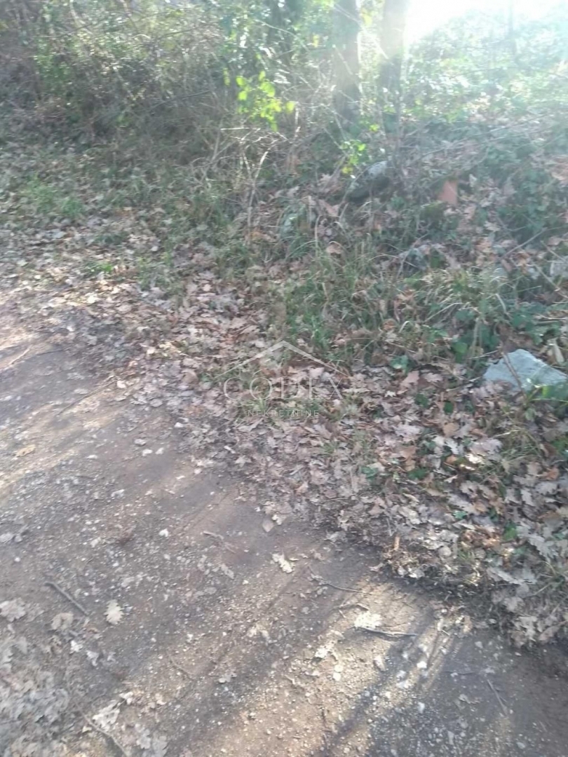 Kastav - prodaja zemljišča za gradnjo stanovanjskega objekta