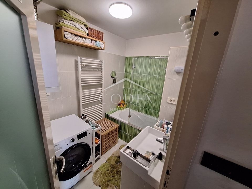 Krim - prodaja udobnega stanovanja s pogledom na morje